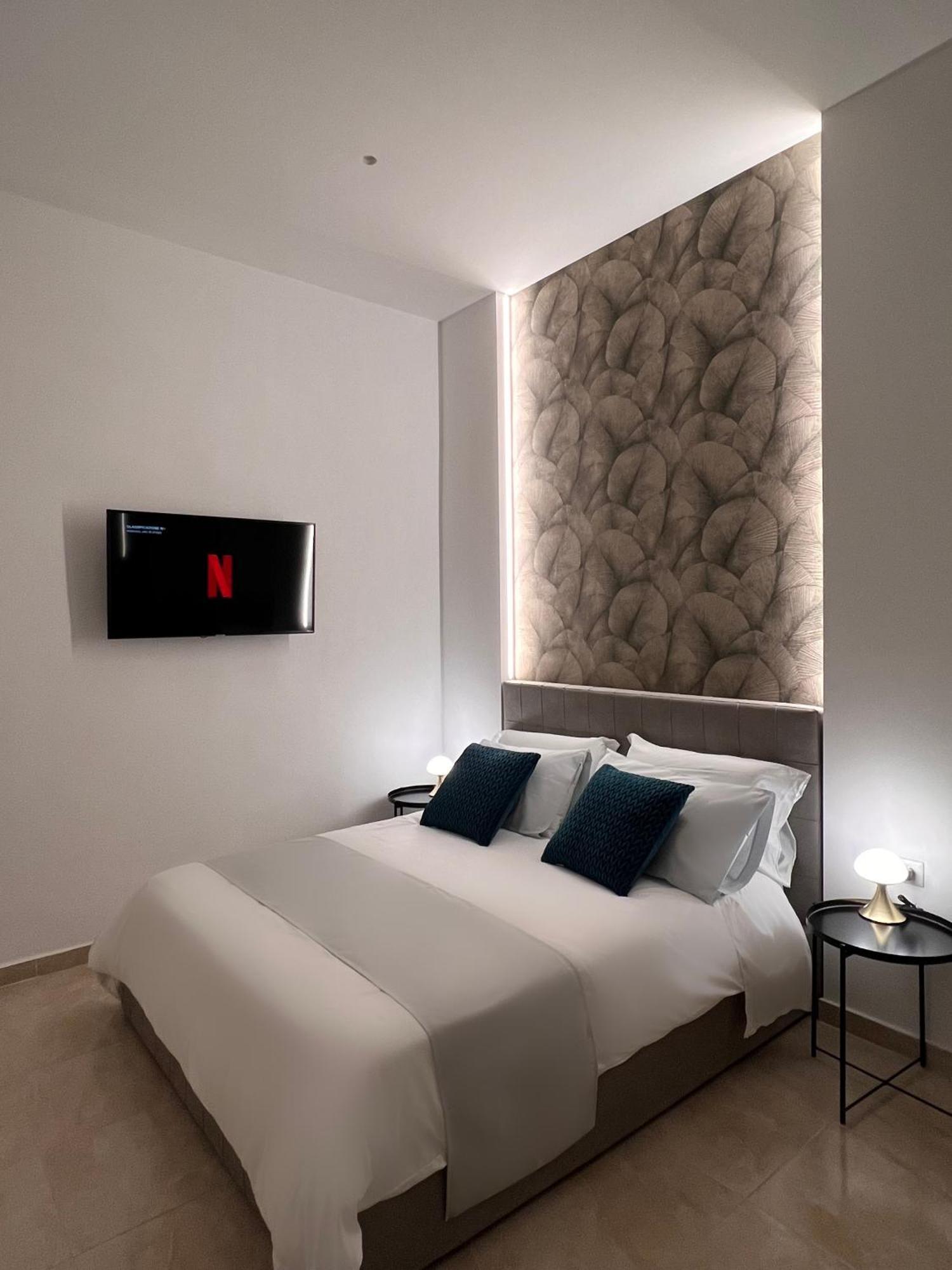 Astorya E' Napoli Hotel ภายนอก รูปภาพ